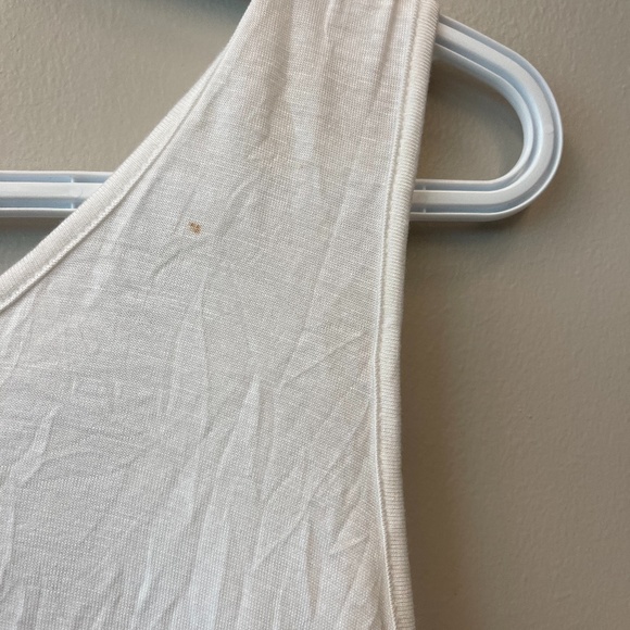 🎀3/$30 NWT Relativity white ruffle top - Picture 5 of 5